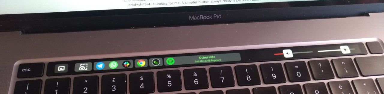 /images/2021/01/touchbar.jpeg